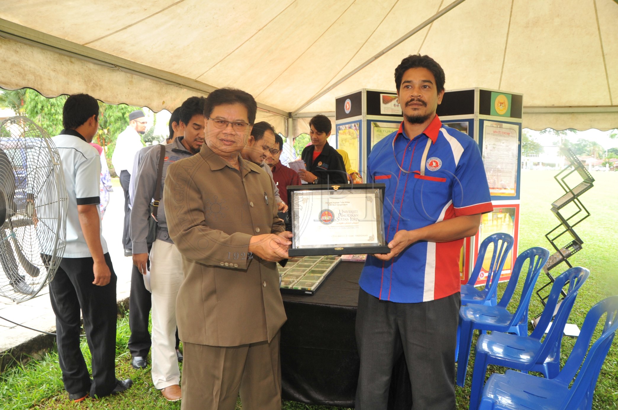 PRO 14 51 KKP PRO 7082